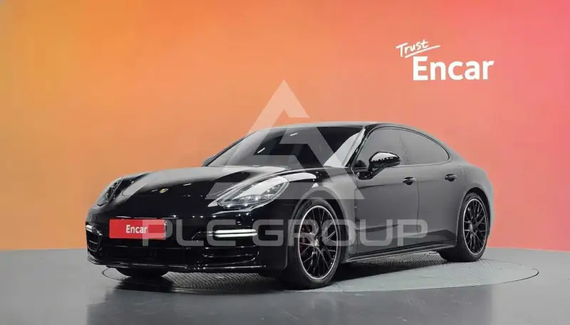 2020 Porsche Panamera