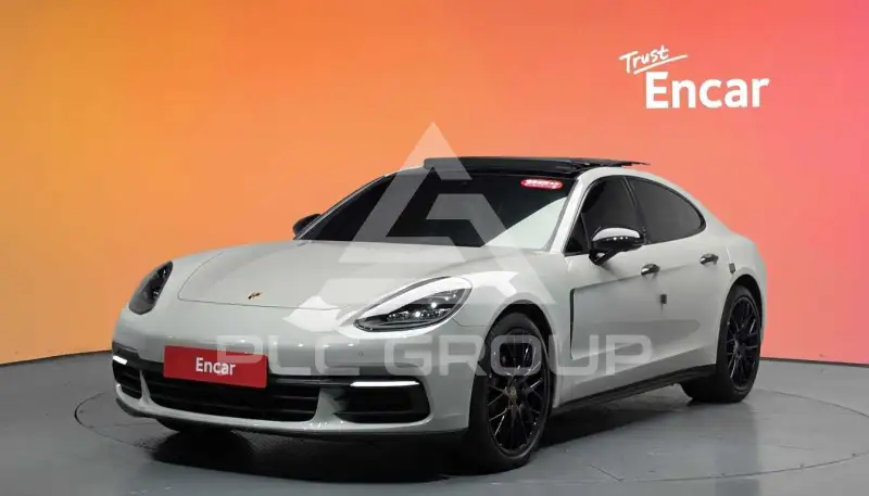 2020 Porsche Panamera