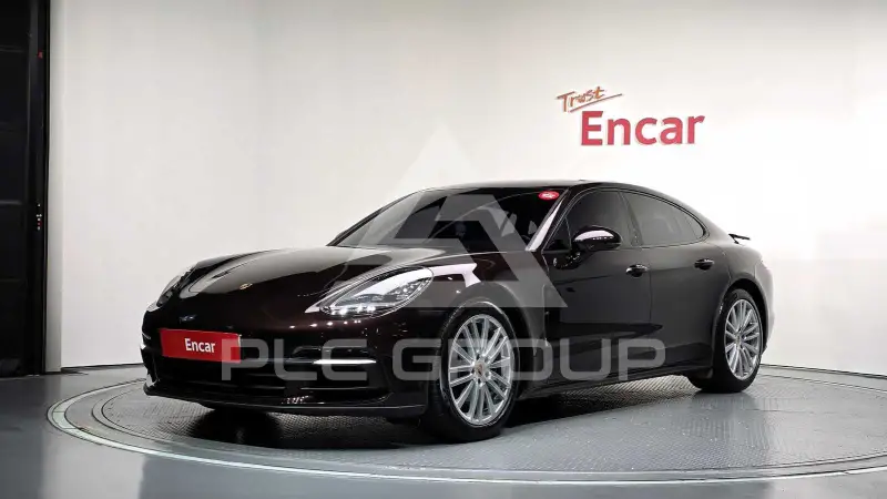 2020 Porsche Panamera