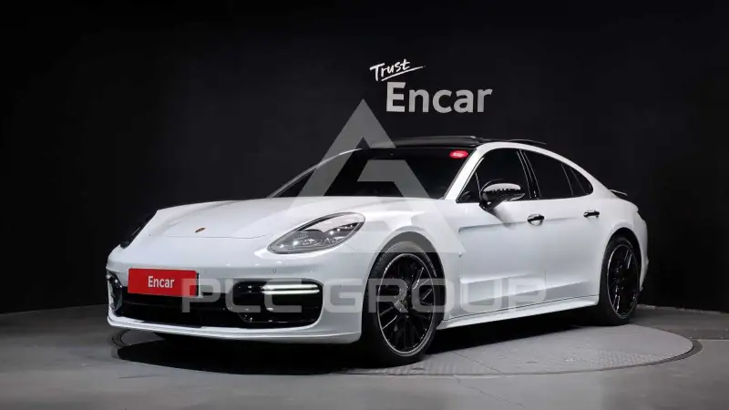 2020 Porsche Panamera