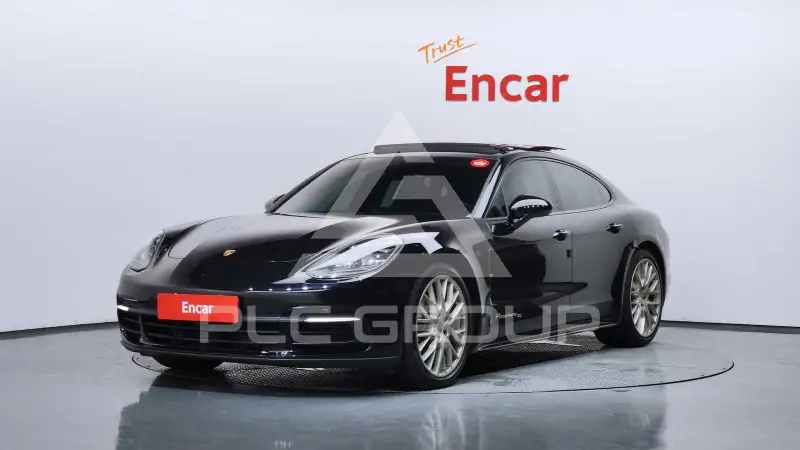 2020 Porsche Panamera