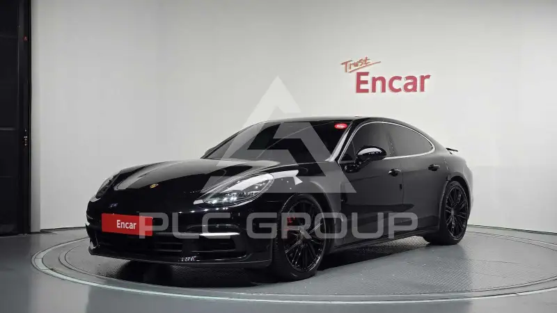 2020 Porsche Panamera