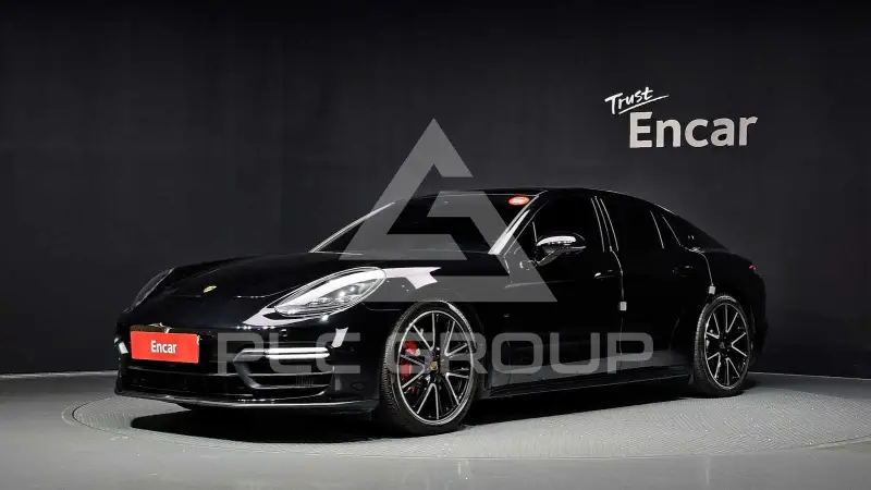 2020 Porsche Panamera