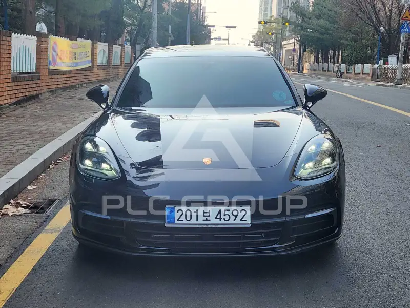 2020 Porsche Panamera