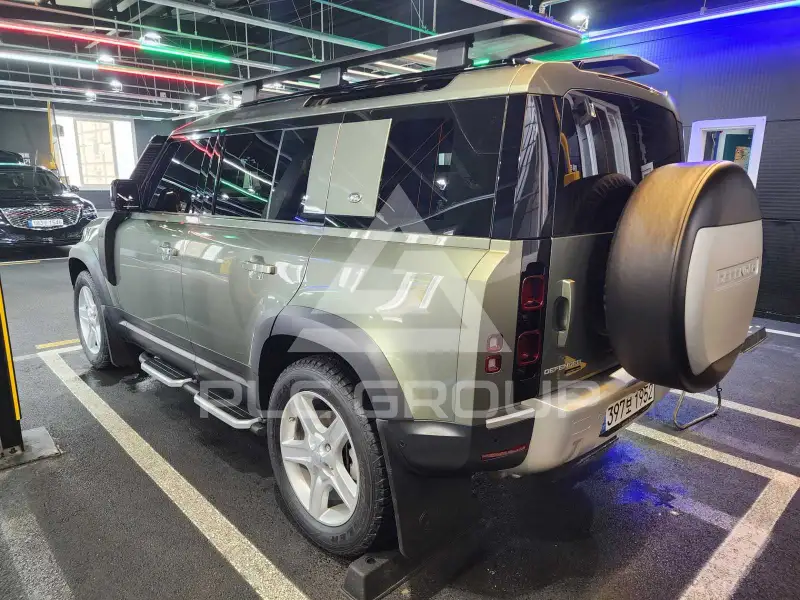 2020 Land Rover DEFENDER