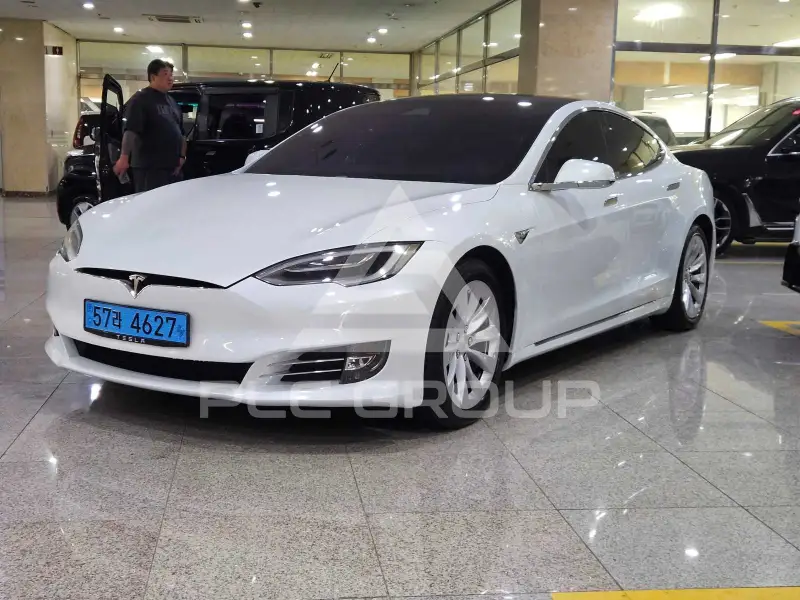 2020 Tesla Model S