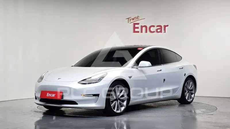 2020 Tesla Model 3