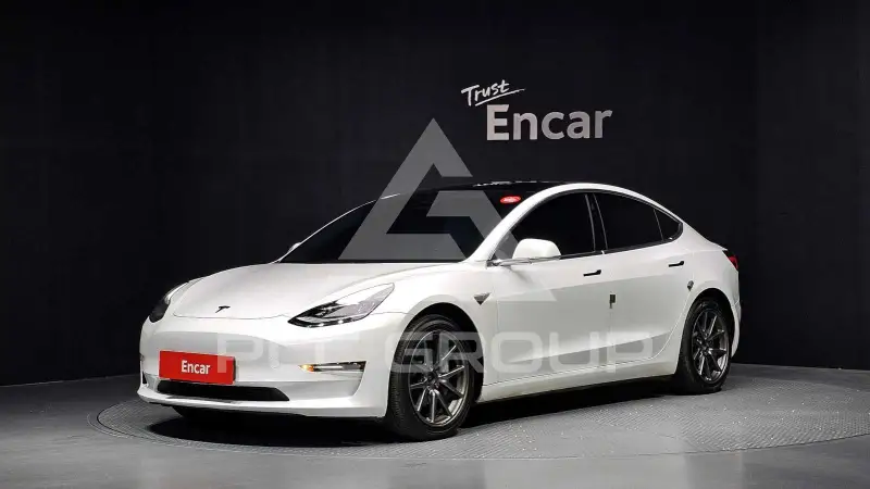 2020 Tesla Model 3