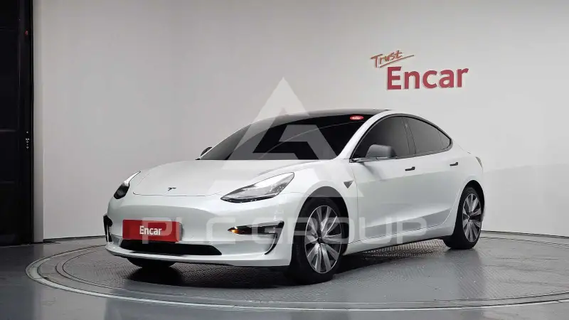 2020 Tesla Model 3