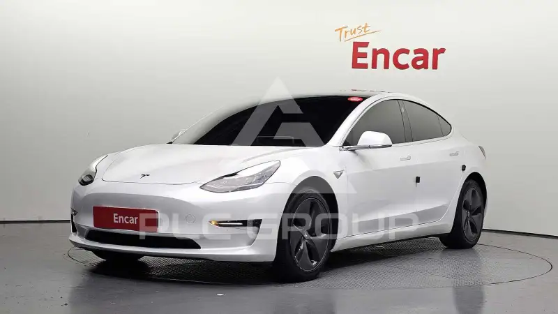 2020 Tesla Model 3