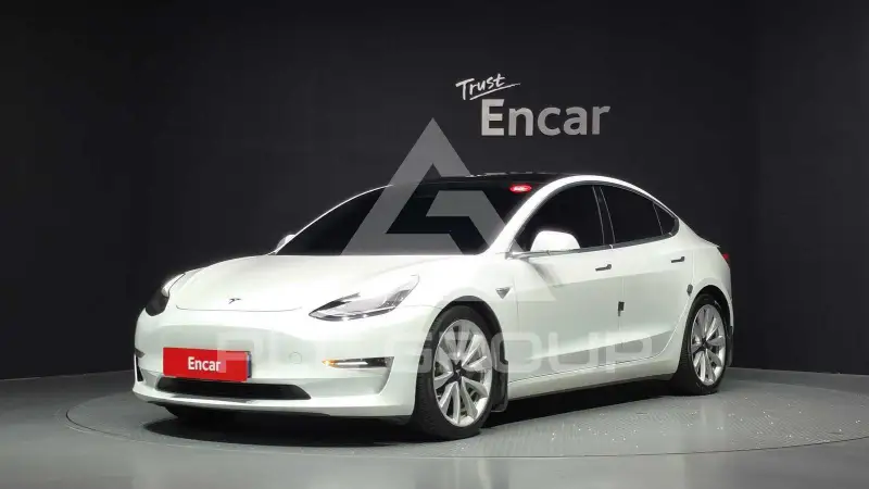 2020 Tesla Model 3
