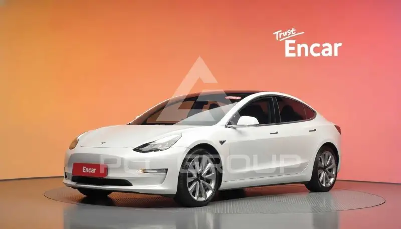 2020 Tesla Model 3
