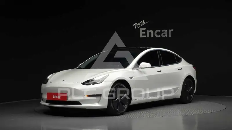 2020 Tesla Model 3