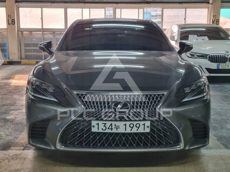 2020 Lexus LS