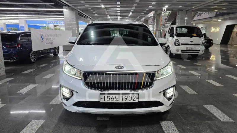 2020 KIA Carnival