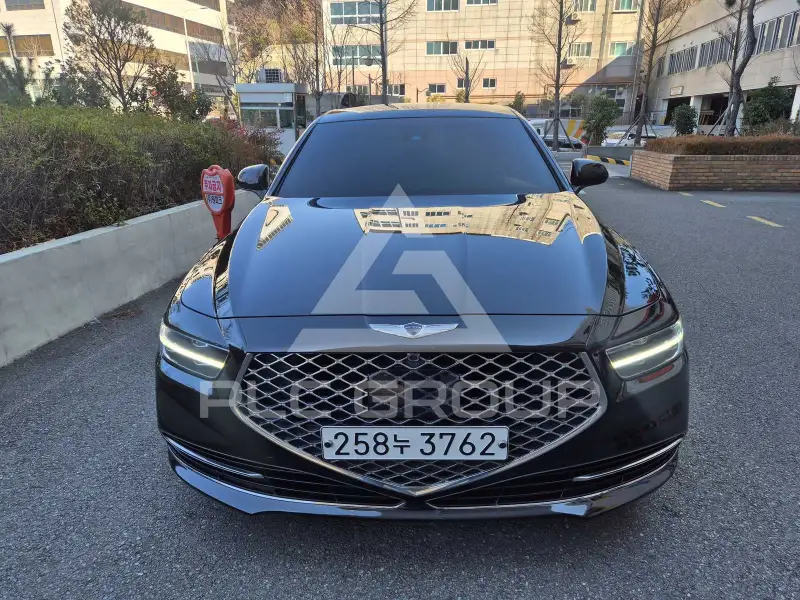2020 Genesis G90