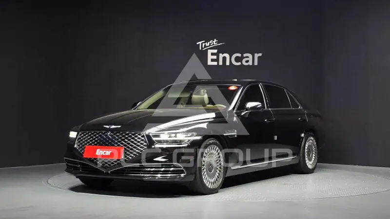 2020 Genesis G90