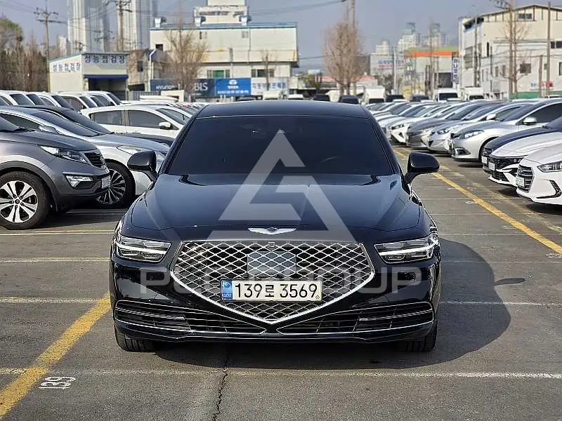 2020 Genesis G90