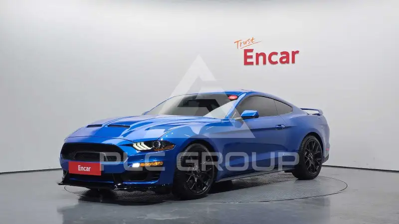 2020 Ford MUSTANG