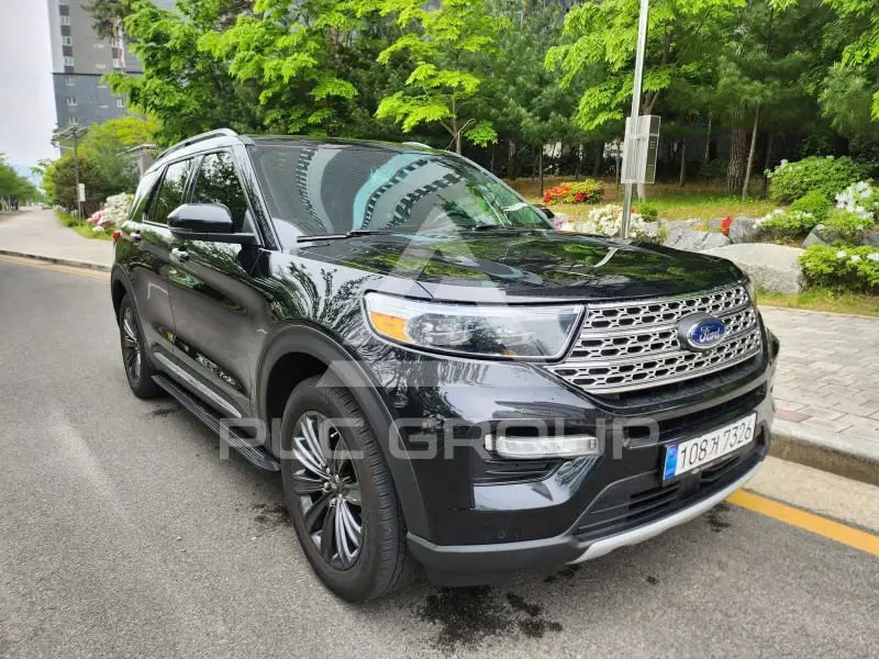 2020 Ford Explorer