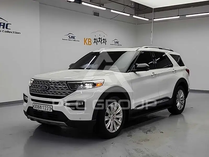 2020 Ford Explorer
