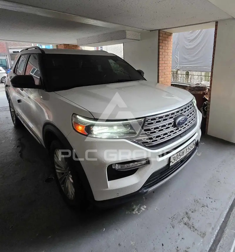 2020 Ford Explorer