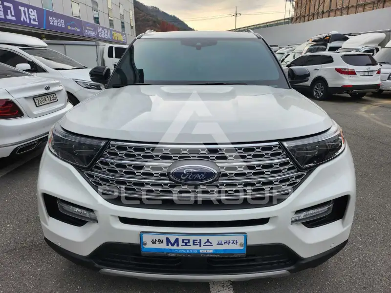 2020 Ford Explorer