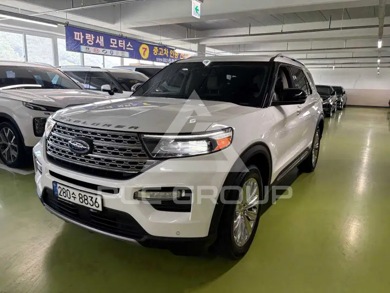 2020 Ford Explorer