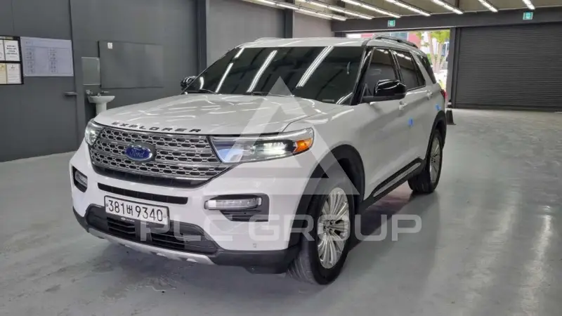 2020 Ford Explorer