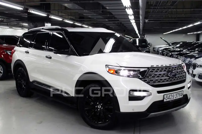 2020 Ford Explorer