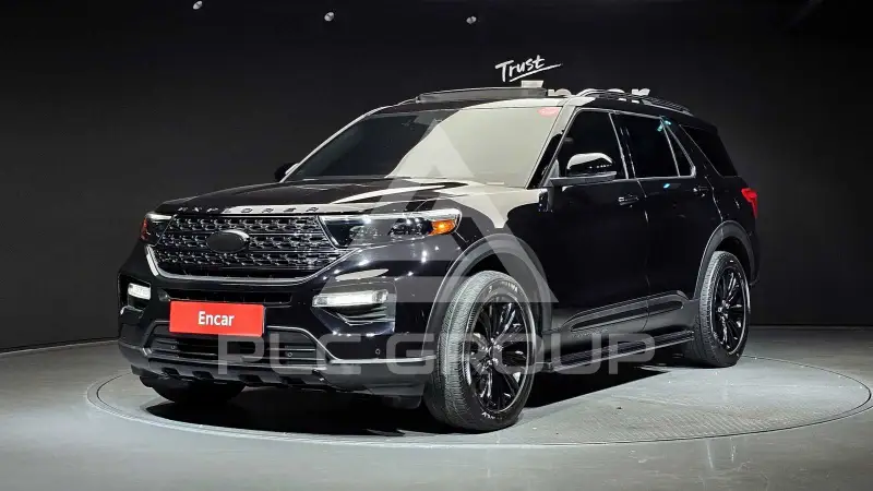 2020 Ford Explorer