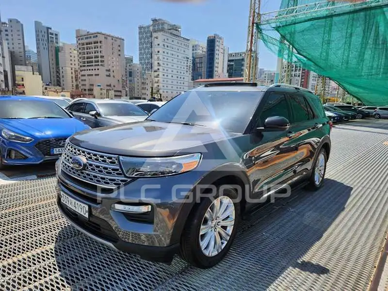 2020 Ford Explorer