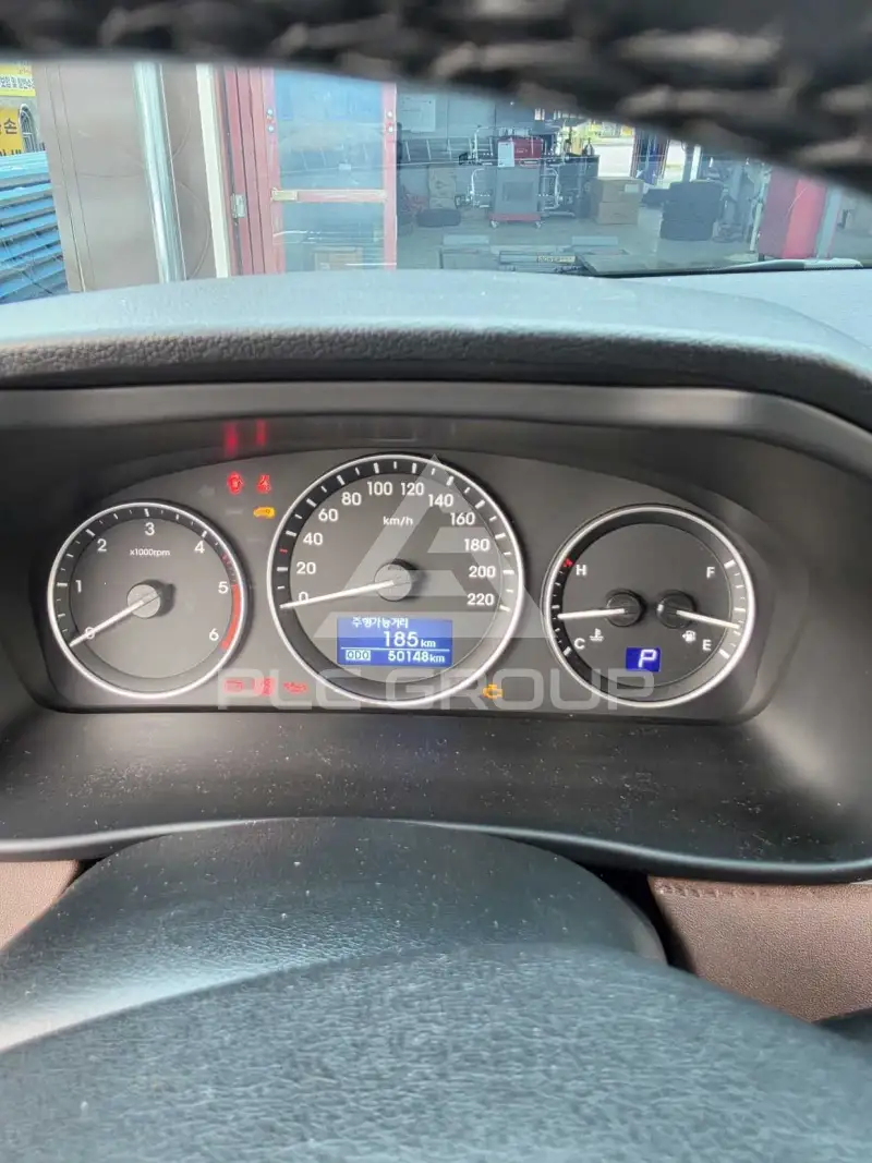 2020 Hyundai Starex