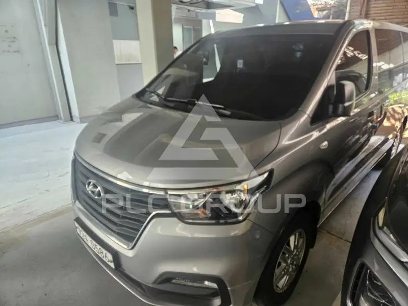 2020 Hyundai Starex