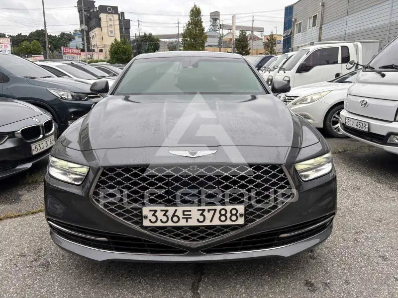 2020 Genesis G90