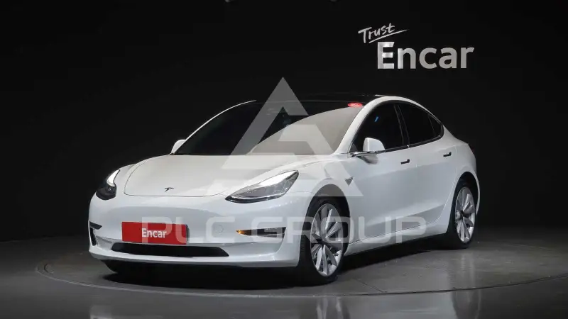 2020 Tesla Model 3