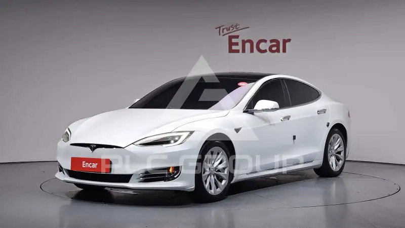 2020 Tesla Model S