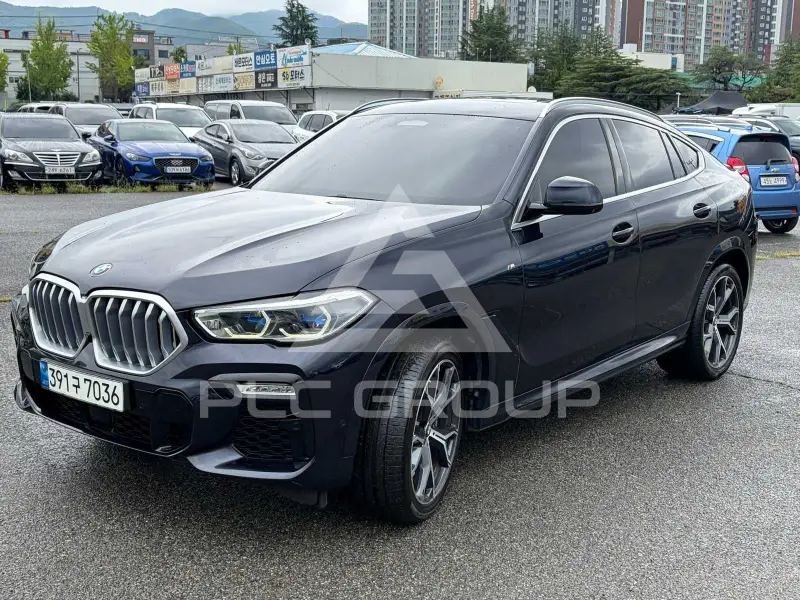 2021 BMW X6M