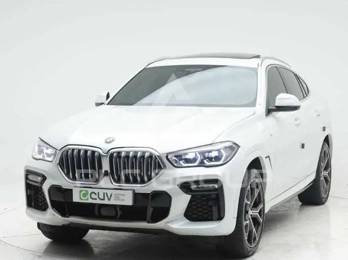 2021 BMW X6M