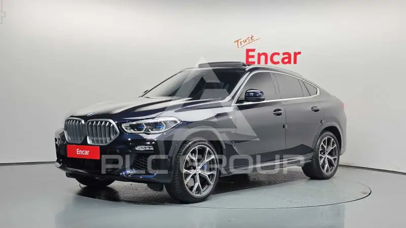 2021 BMW X6M