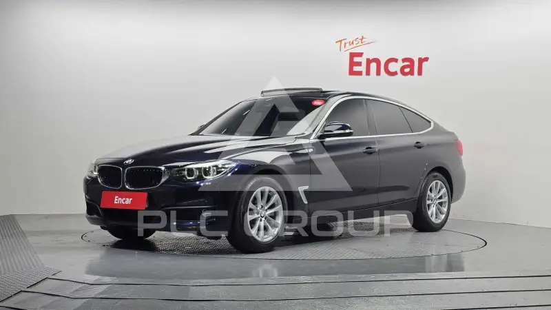 2021 BMW 320