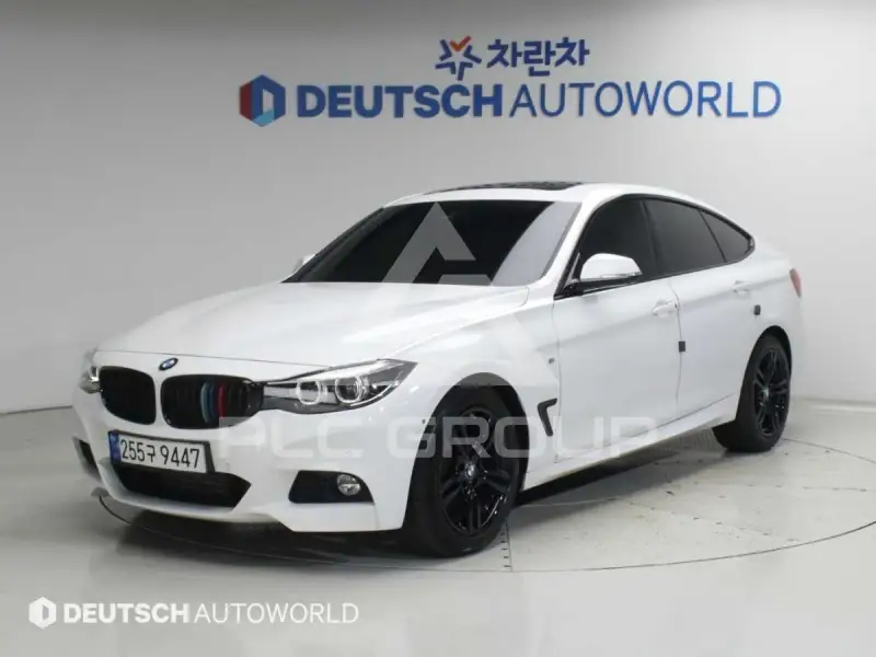 2021 BMW 320M