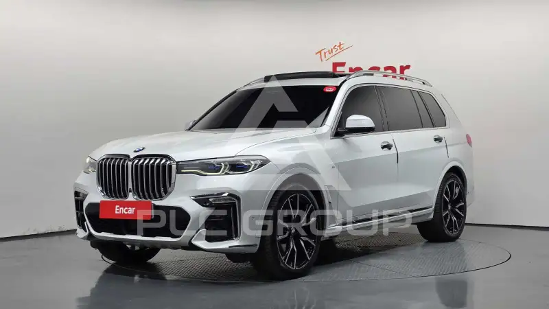 2021 BMW X7M