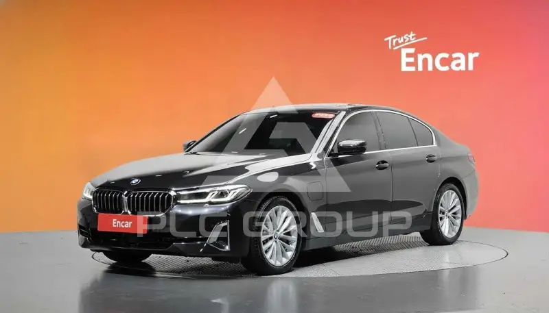 2021 BMW 530