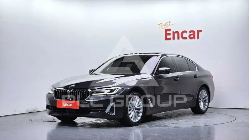 2021 BMW 530