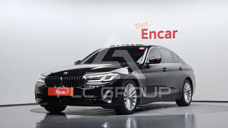 2021 BMW 530
