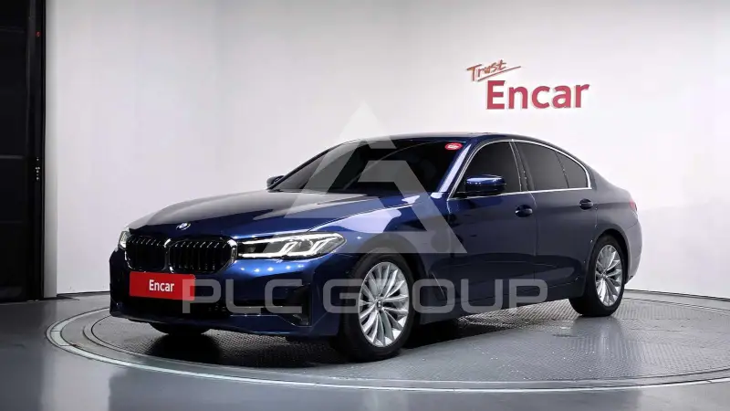2021 BMW 530