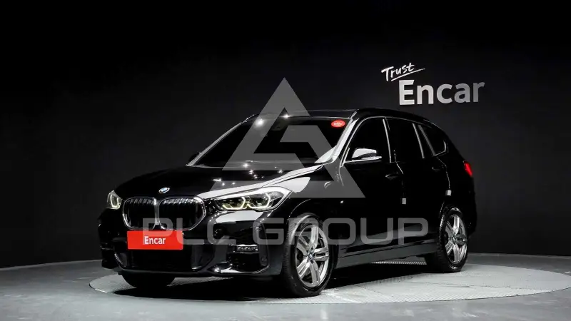 2021 BMW X1M