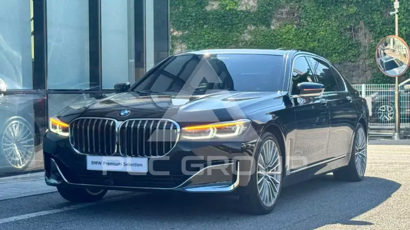 2021 BMW 740