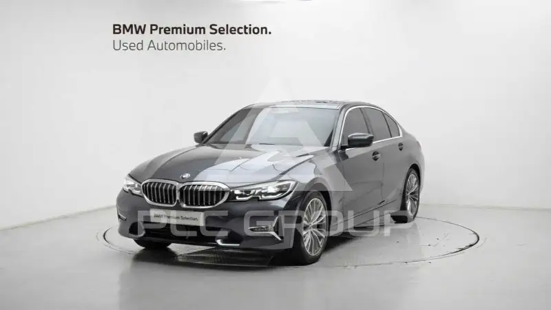 2021 BMW 320